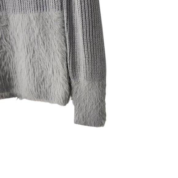 NWT  Hem & Thread  Women's M Sweater  Gray - Picture 7 of 10